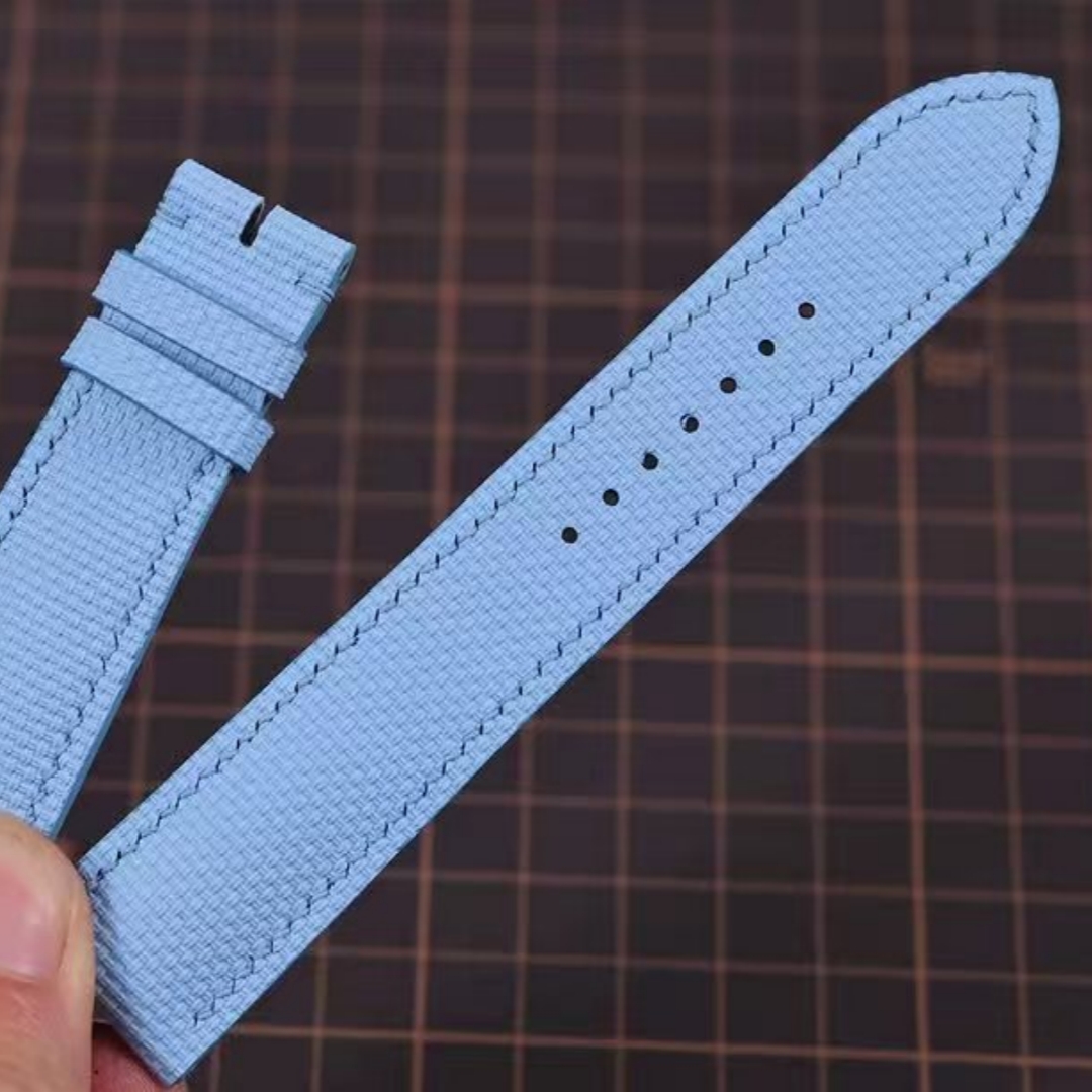 20 21 22mm Sailcloth FKM Rubbe - مراجعة Luxury Watch Class وسعره