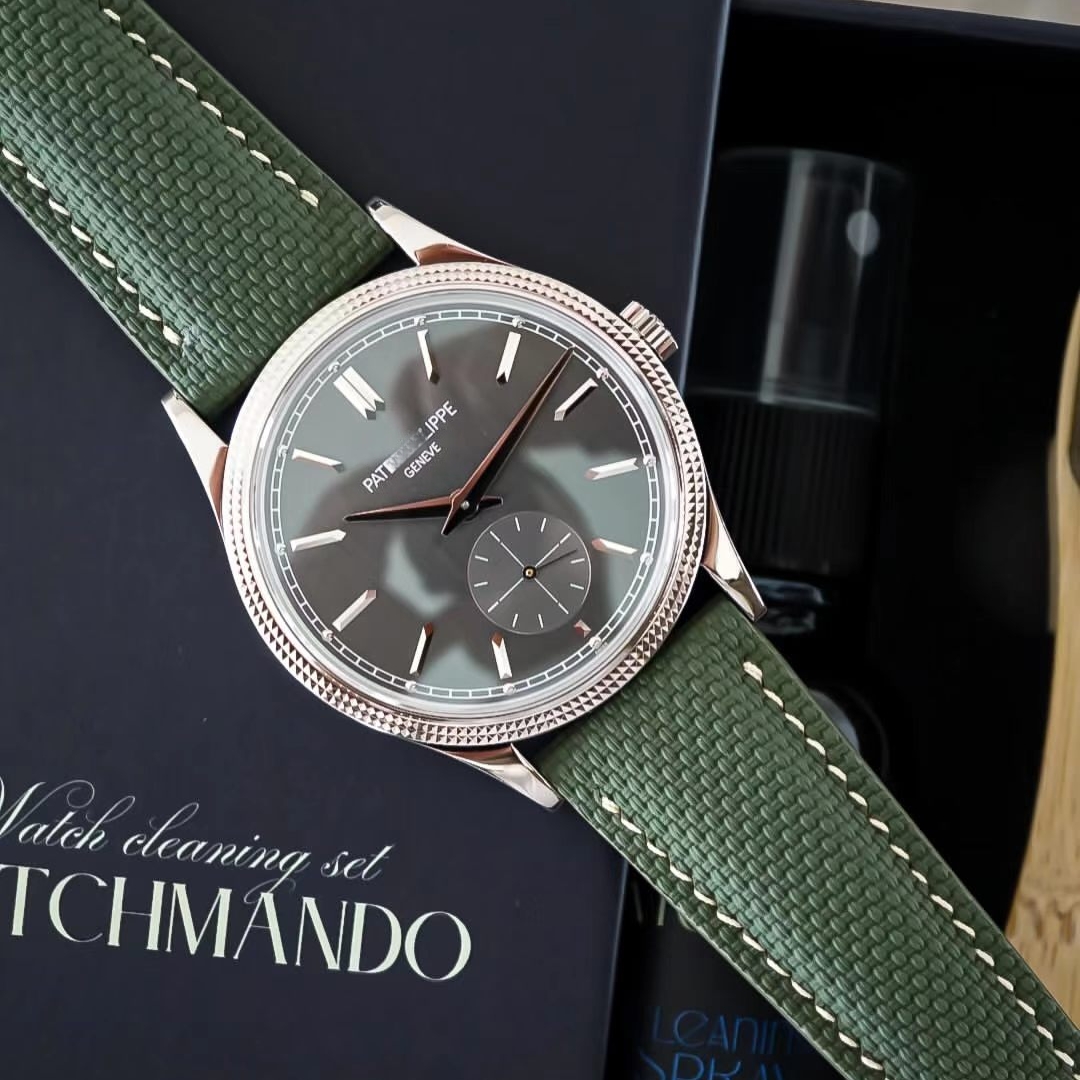 18 19 20 21 22mm Sailcloth FKM - مراجعة Luxury Watch Class وسعره
