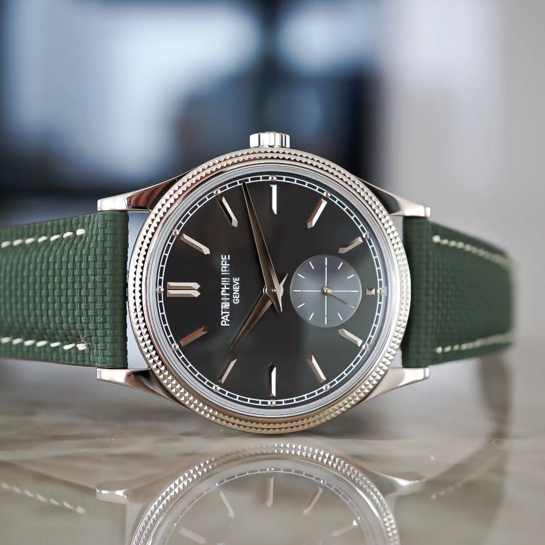 18 19 20 21 22mm Sailcloth FKM - مراجعة Luxury Watch Class وسعره