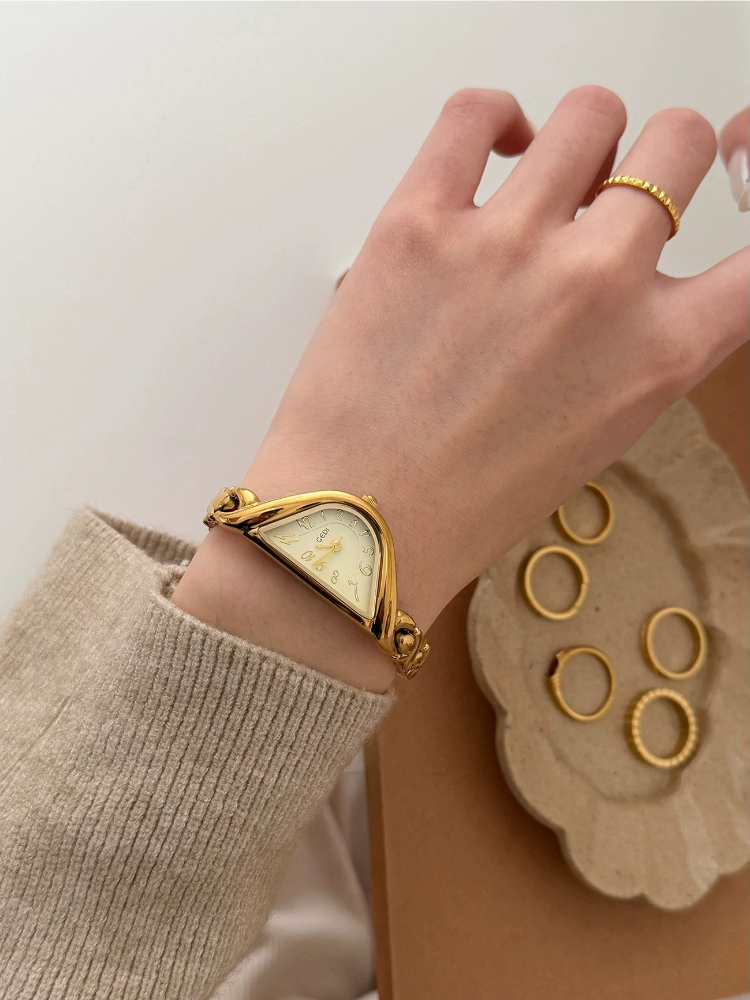 Light Luxury 22mm Gold Waterpr - مراجعة Luxury Watch Women وسعره