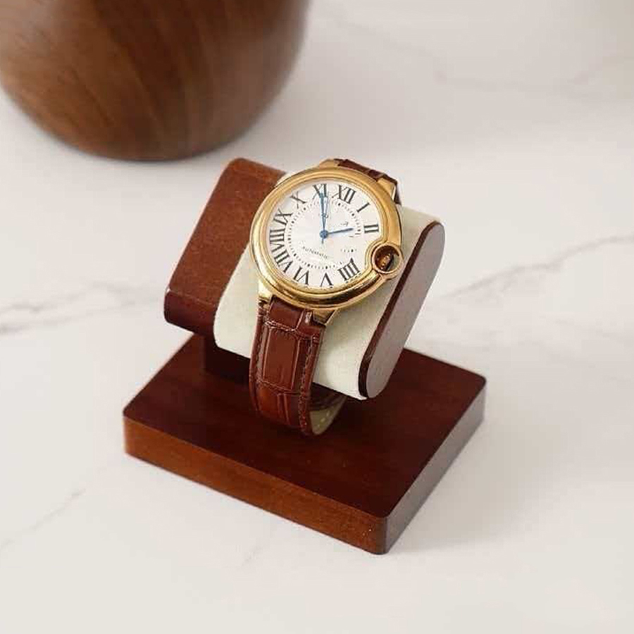 Wooden Watch Display Stand Sol - مراجعة Luxury Watch Shop وسعره