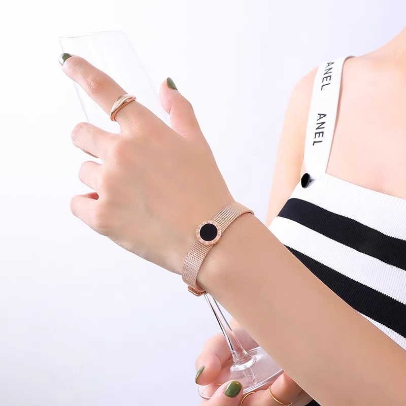 Luxury Roman Numeral Bracelets - مراجعة Luxury Watch Korea وسعره