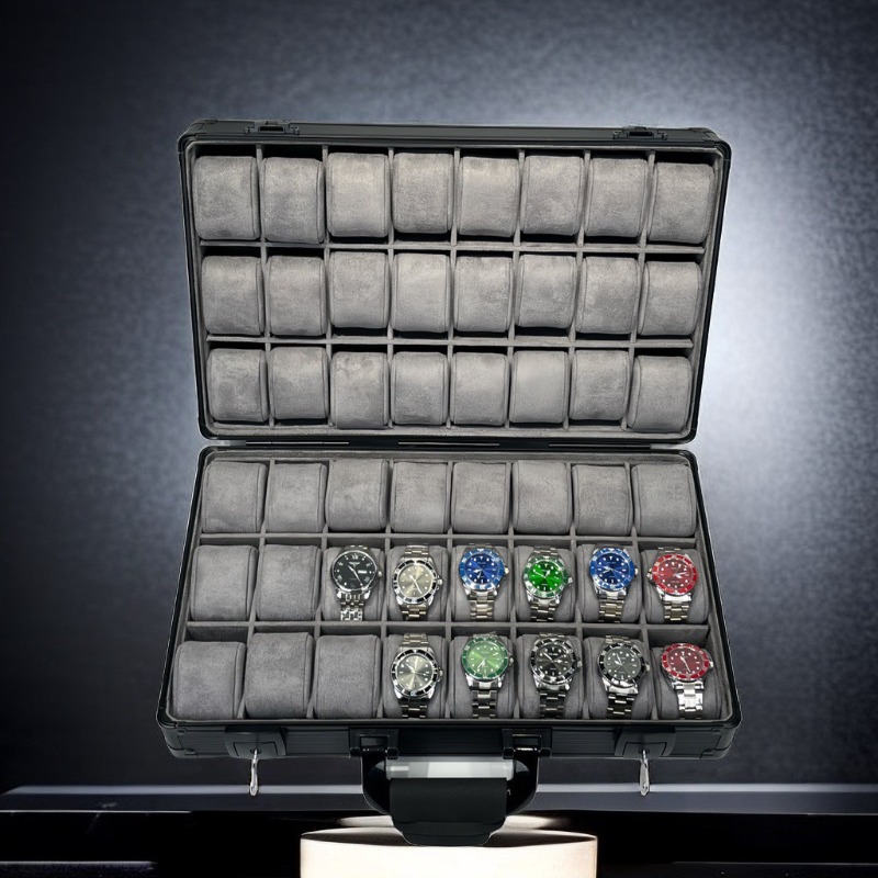 Aluminum Green Watch Box Mens  - مراجعة Luxury Watch Class وسعره