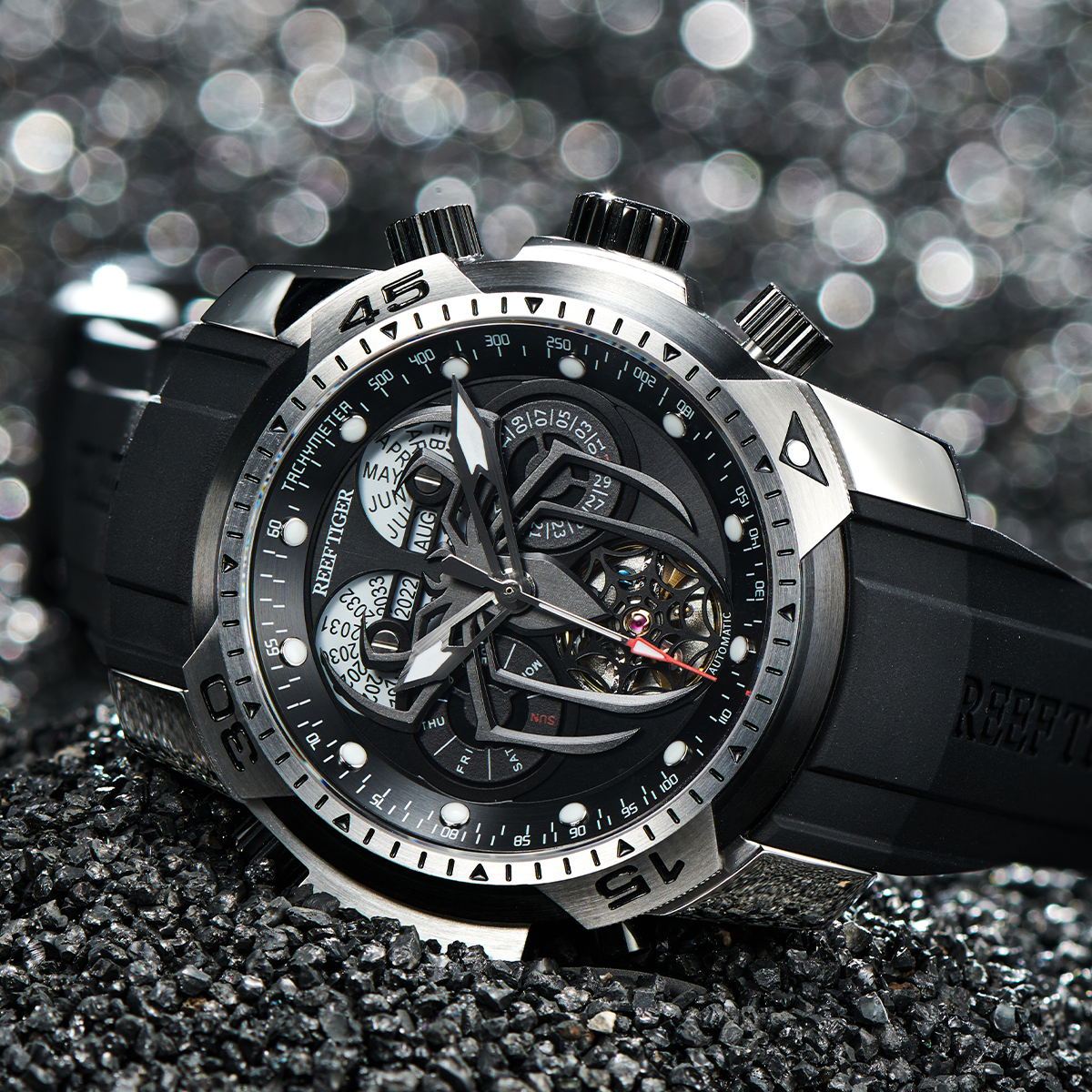 Reef Tiger RT Luminous Casual  - مراجعة Luxury Watch Hublot وسعره