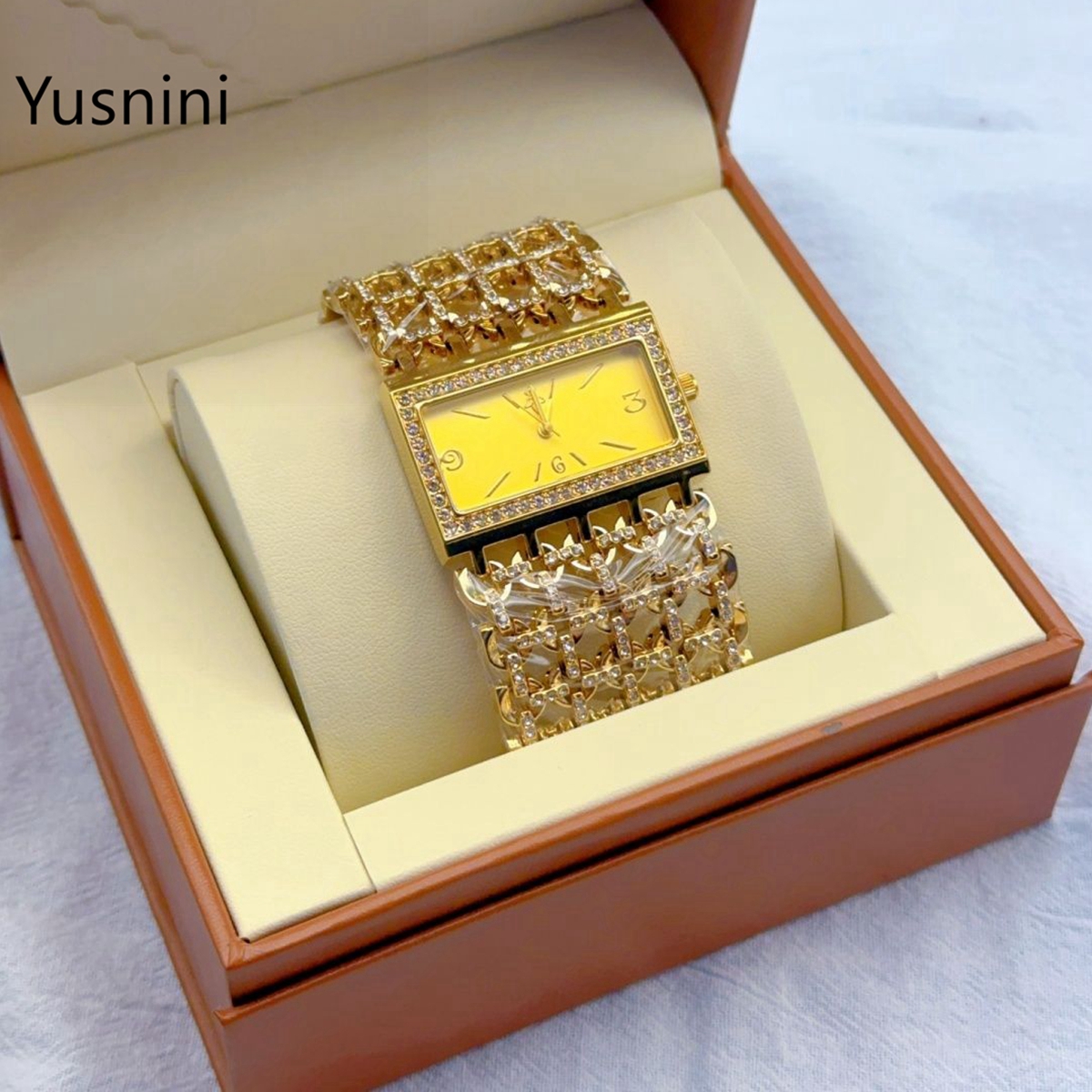 Fashionable Dubai Luxury 2026  - مراجعة Luxury Watch Dubai وسعره