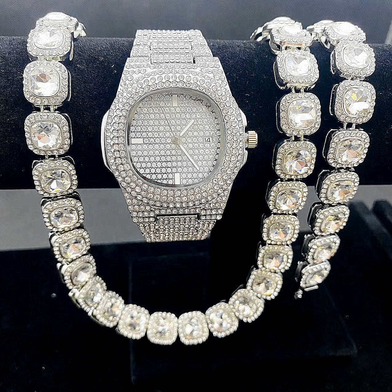 Luxury Watch + Chain + Bracele - مراجعة Luxury Watch Miami وسعره