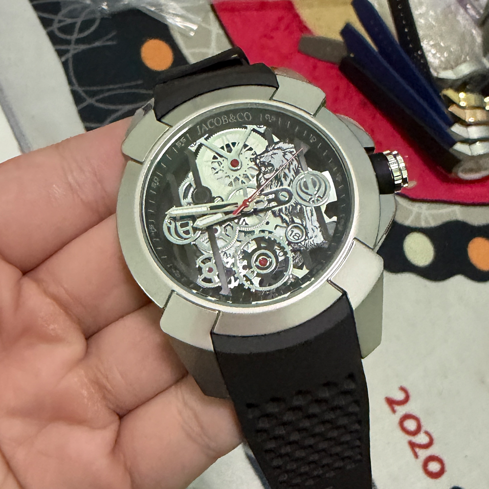 Luxury AAA Hot AAA Jacob & Co  - مراجعة Luxury Watch Jacob And Co وسعره