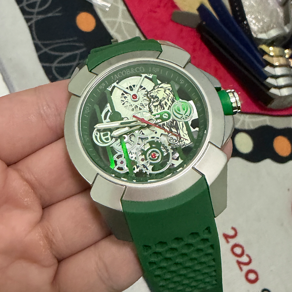 Luxury AAA Hot AAA Jacob & Co  - مراجعة Luxury Watch Jacob And Co وسعره